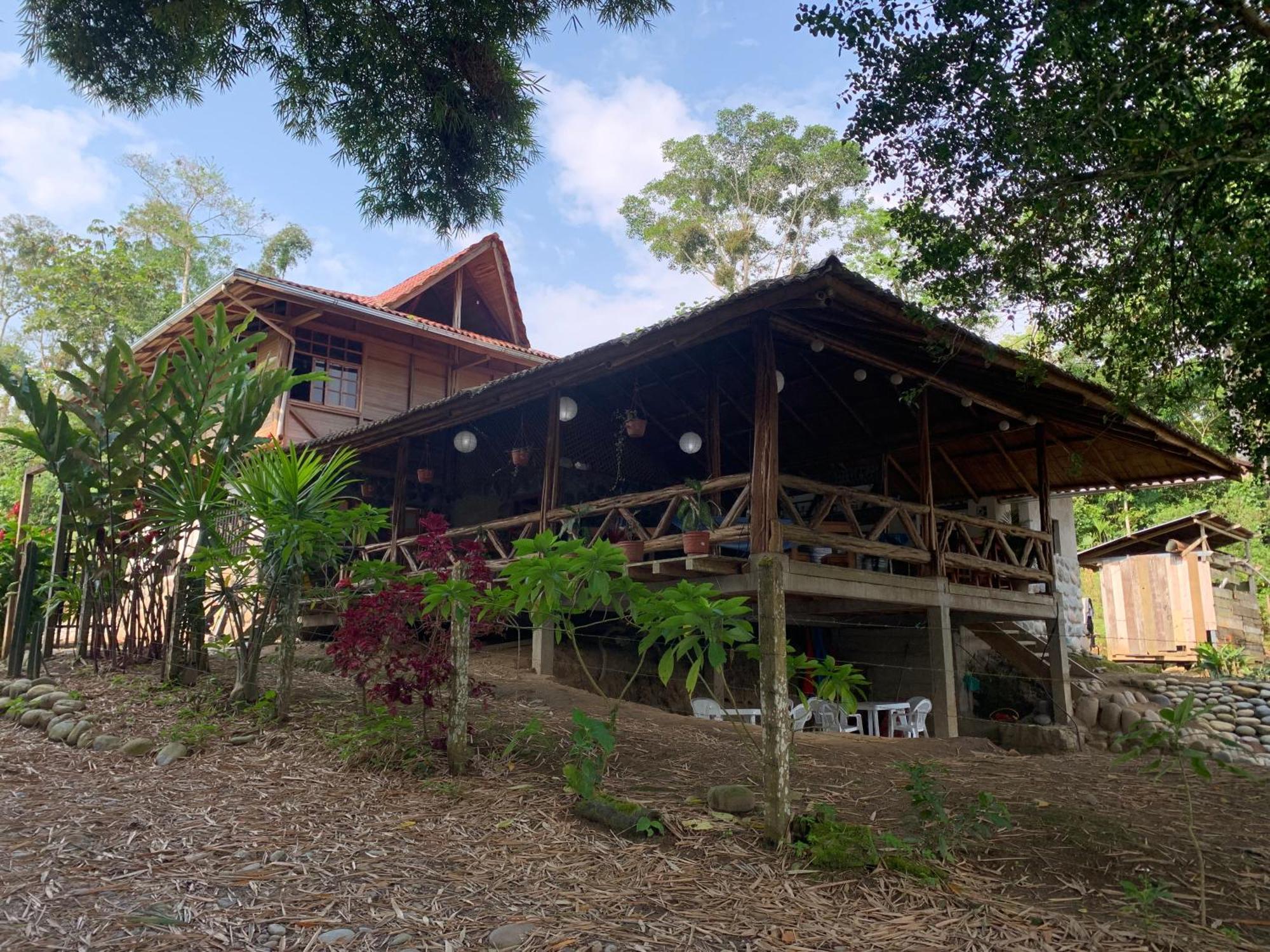 Apartamento Playa Tortuga Puerto Misahuallí Exterior foto